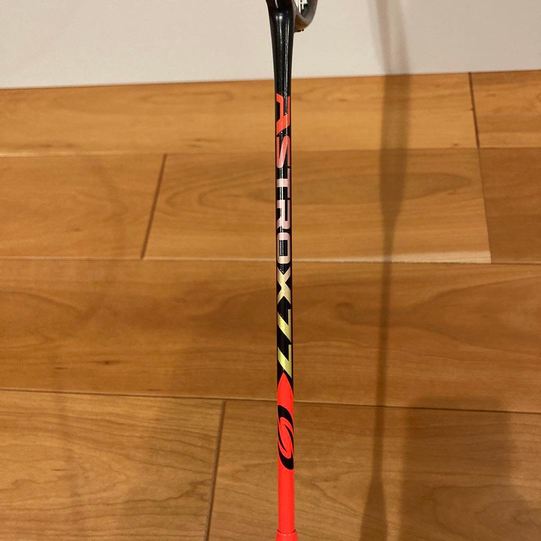 YONEX アストロクス77 バドミントンラケット 4UG5