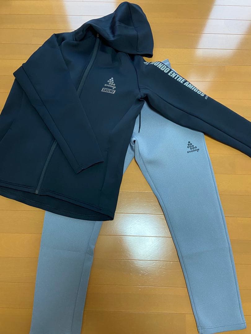 スボルメ　ジャージ上下　サイズＬ　美品
