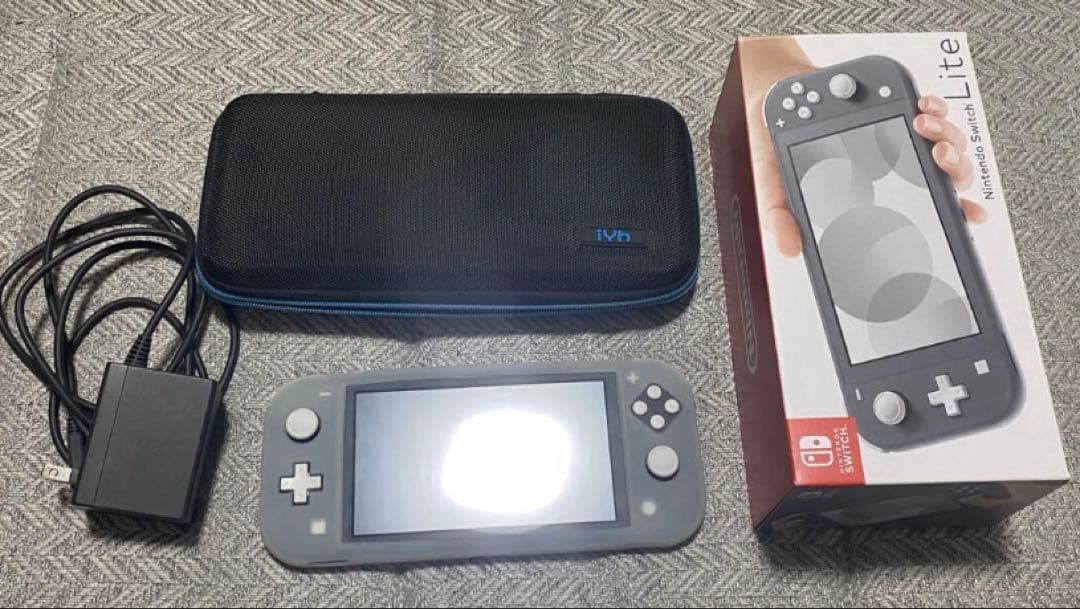 ニンテンドースイッチライト本体　グレー