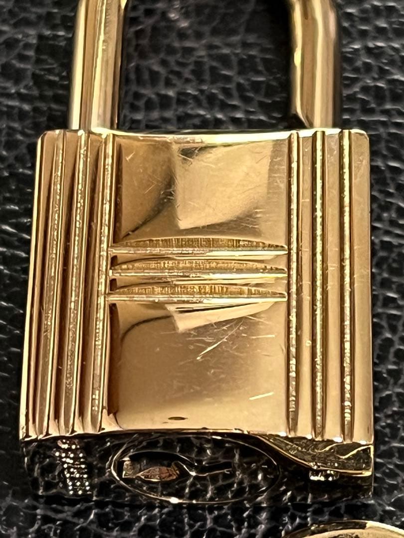 エルメス　ゴールド　カデナ　南京錠　鍵　51 鍵2本付