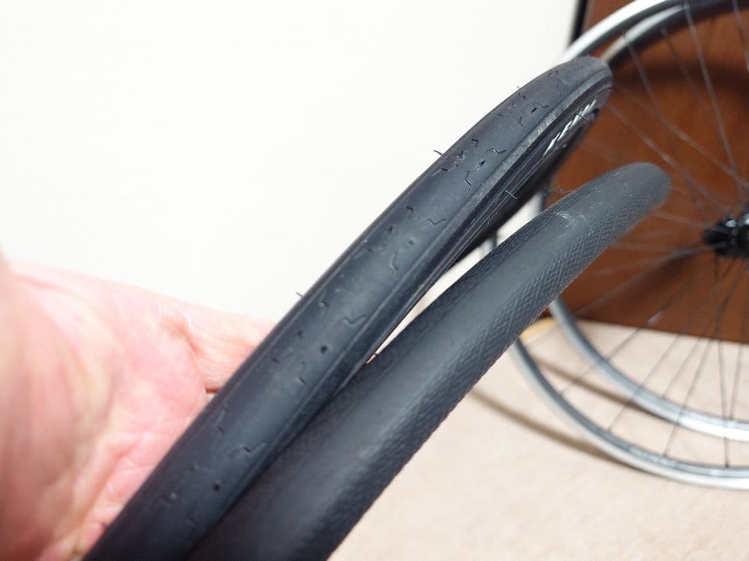 『AXIS SPORT』ホイール…700×25cタイヤ&チューブ付き×２本