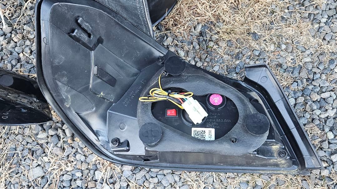 H*様 WRX VAB LED社外テールランプ シーケンシャル機能付き 切り替え