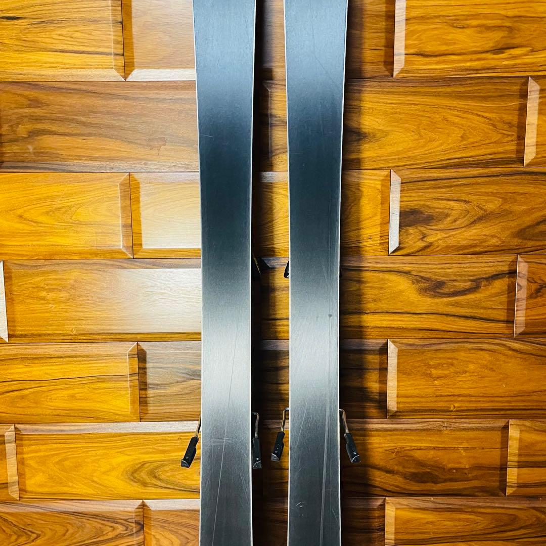 ATOMIC スキー板「NOMAD SMOKE」 164cm ビンディング付き