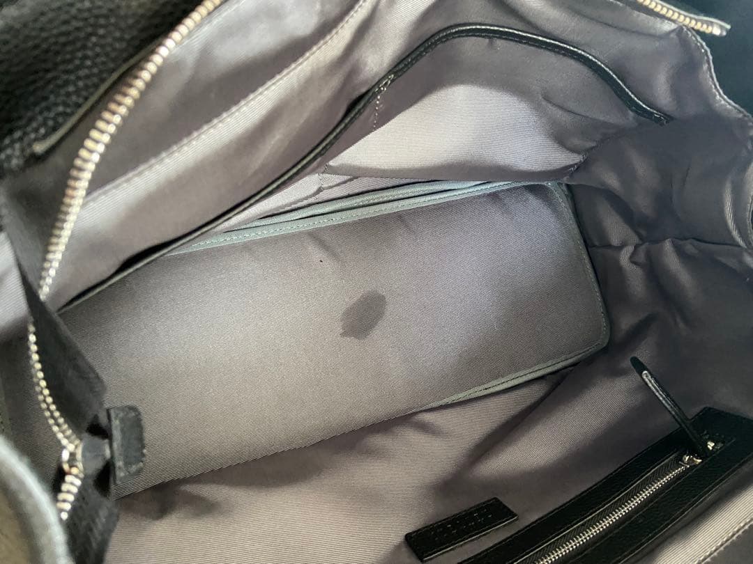 人気モデル バーニーズニューヨーク トートバッグ 肩掛け シボ革 レザー