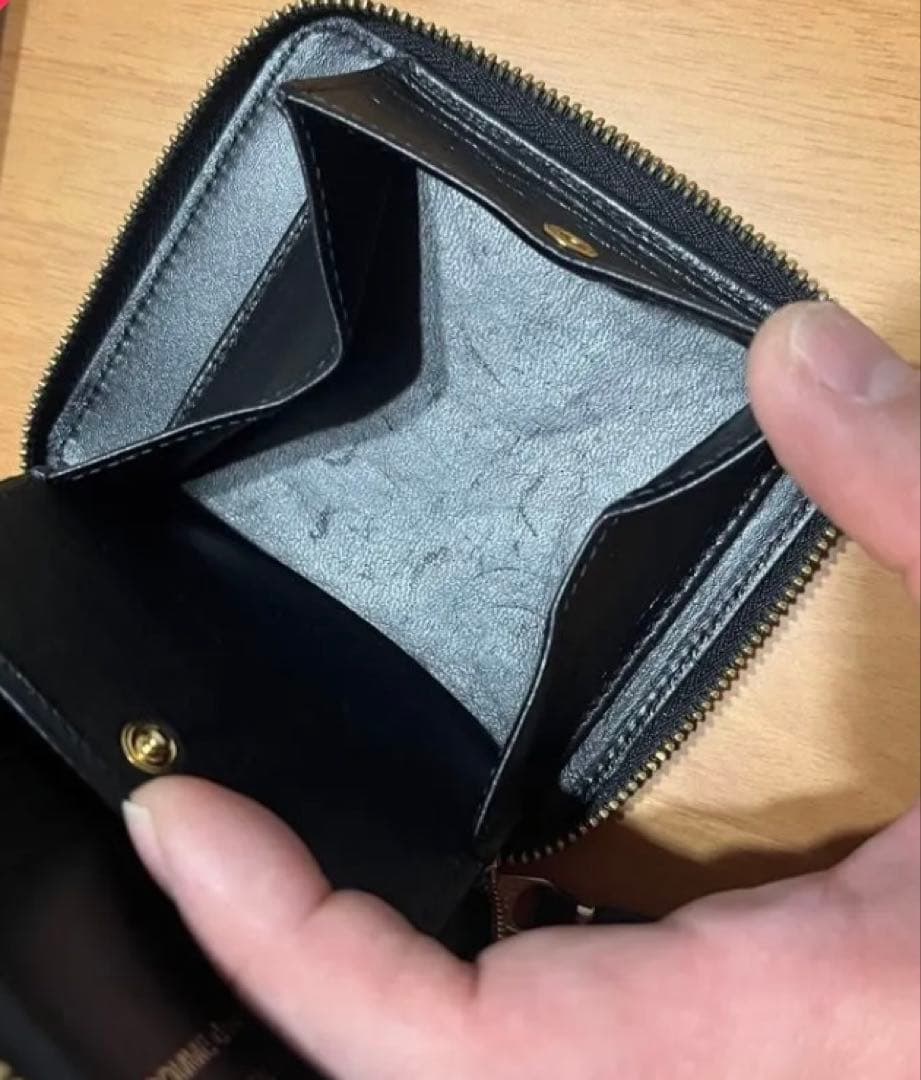 COMME des GARÇONS ブラック二つ折り財布