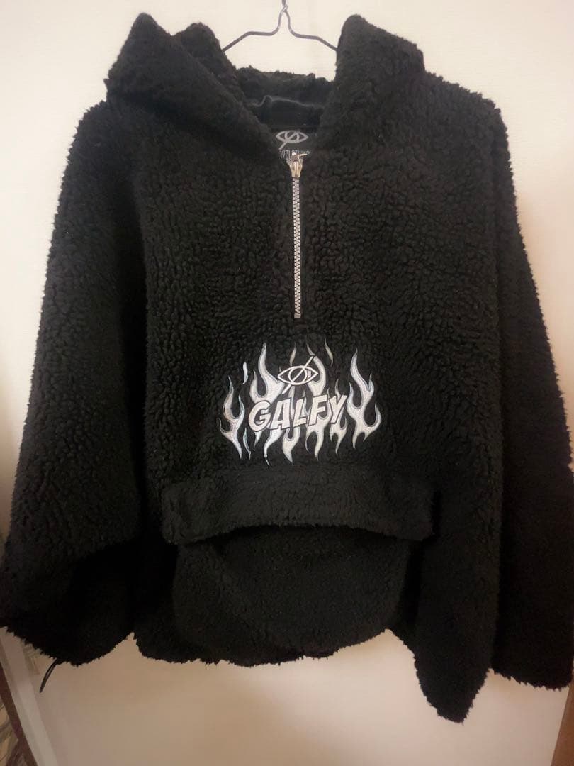 ちわわ　GALFY × KRY コラボ「もこもこあのらっく」ブラック