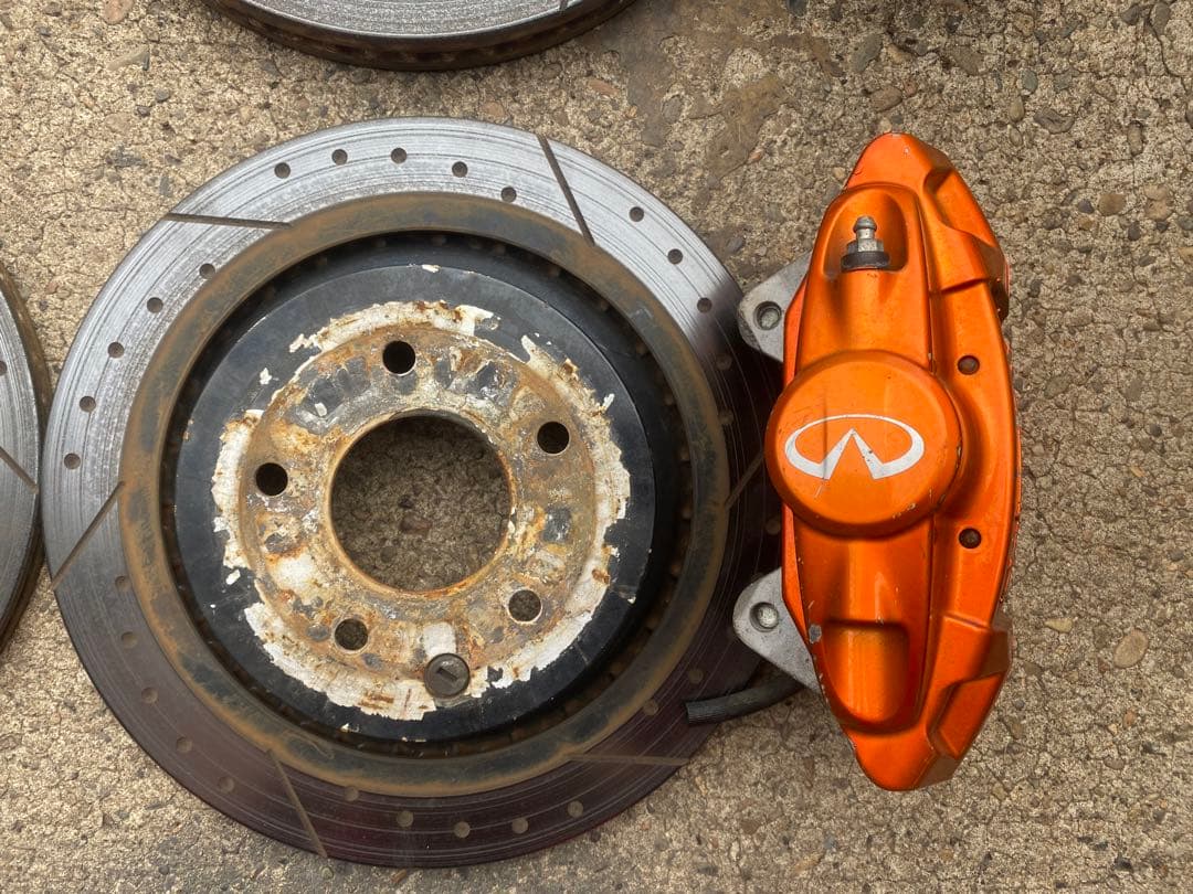 V36スカイライン 曙キャリパーDIXCELディスクローター