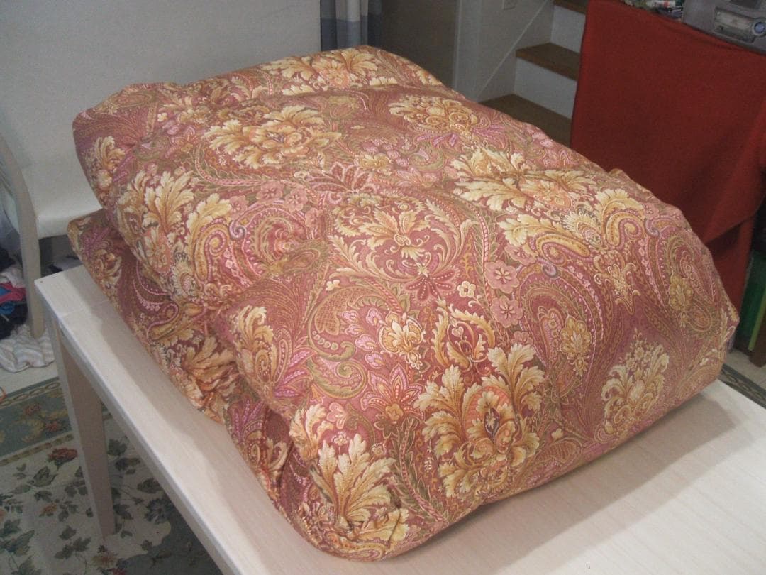 残り僅か新品＊四つ星＊フランス増量１，３キロ＊綿１００％羽毛布団（シングル・Ｐ）