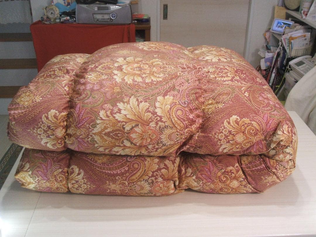 残り僅か新品＊四つ星＊フランス増量１，３キロ＊綿１００％羽毛布団（シングル・Ｐ）