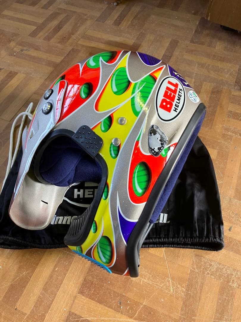 Bellヘルメット
