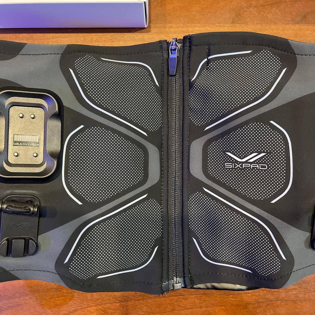 SIXPAD EMS シックスパッド コアベルト 2 コントローラー付　Mサイズ