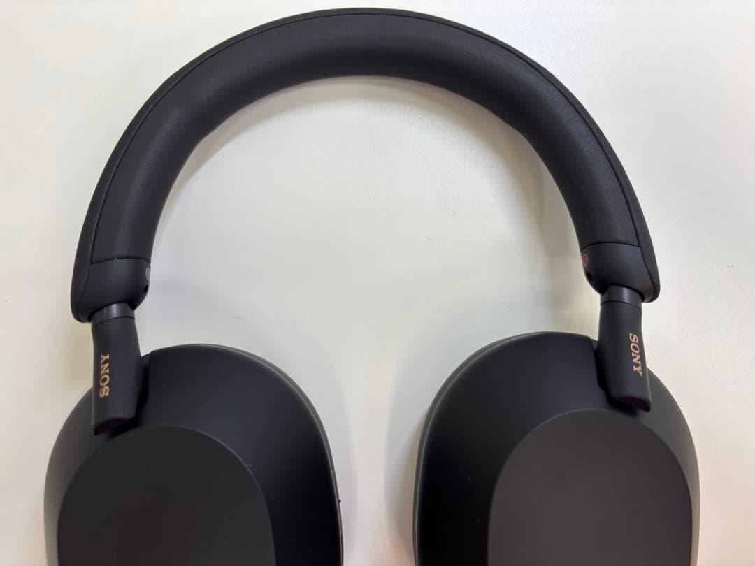 Sony WH-1000XM5ワイヤレスヘッドホン　ケース　箱付き