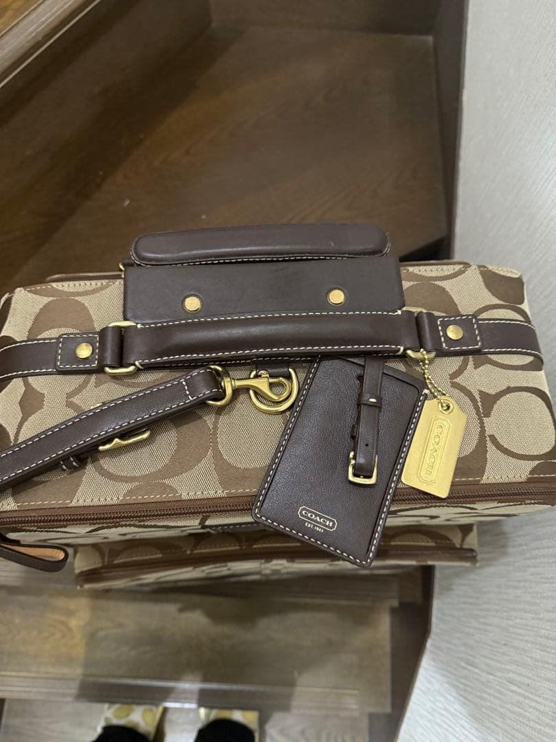 COACH 中型キャリーケース ブラウン