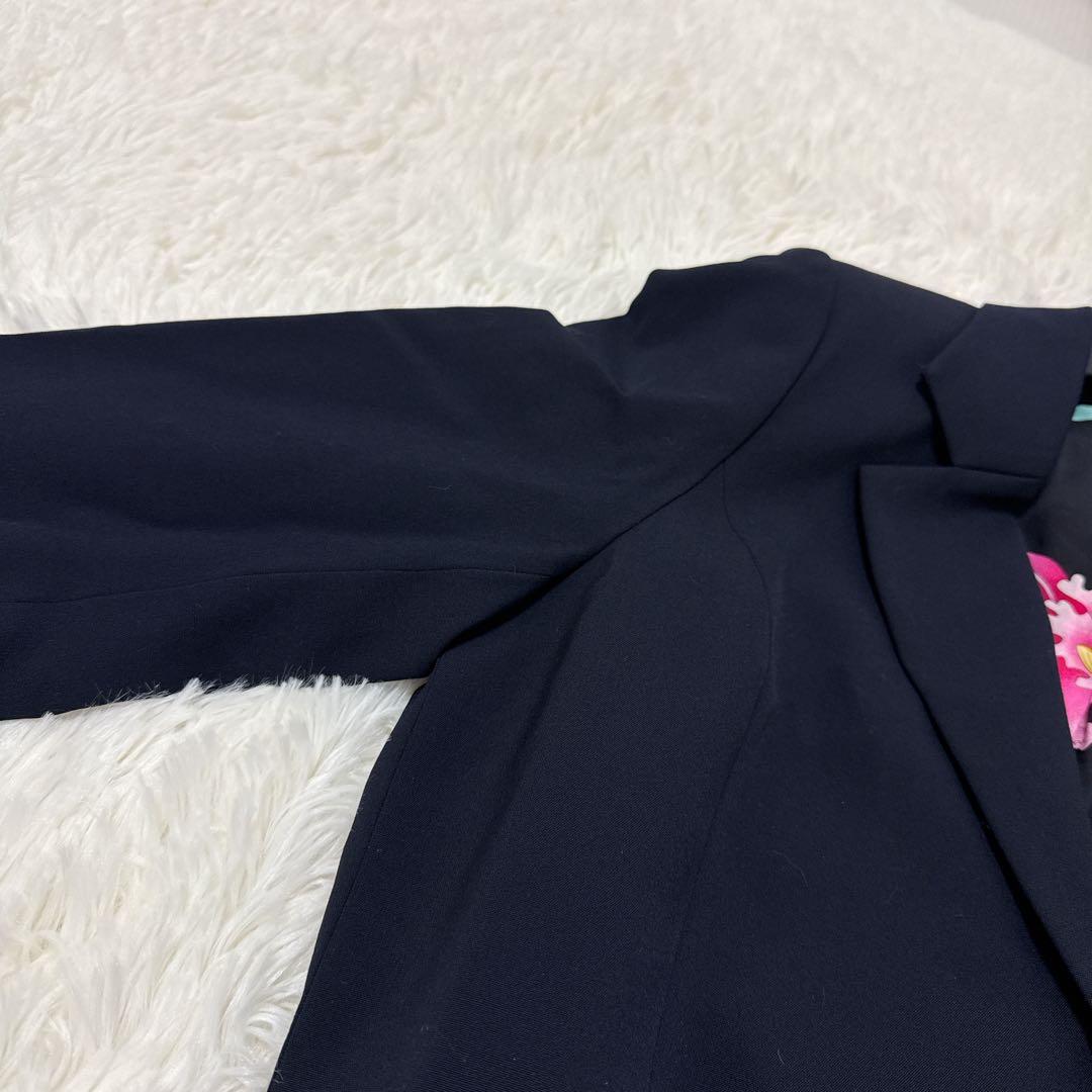 レオナール　テーラードジャケット　裏地総柄　花柄　大きいサイズ42 トリム　紺色