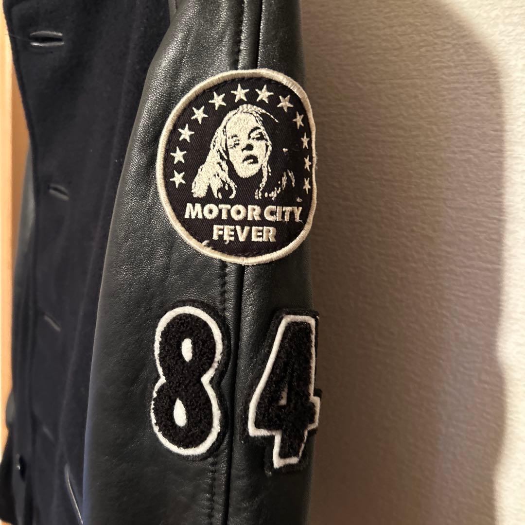 ヒステリックグラマーのスタジャン