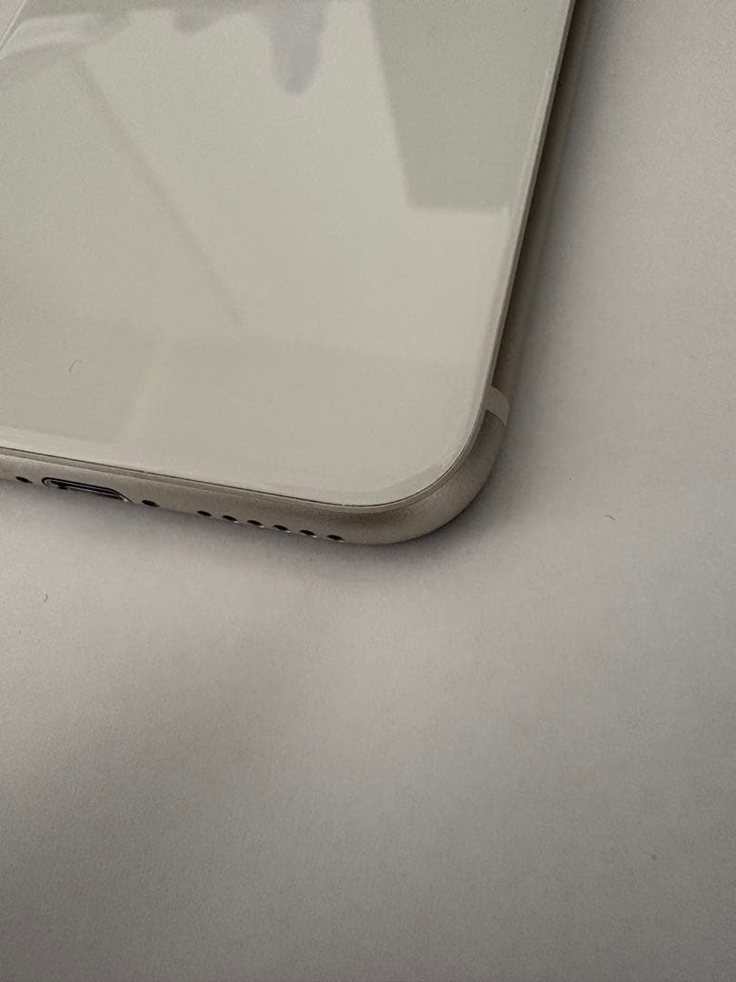 iPhone SE3 128GB (箱,充電ケーブルなど付) SIMフリー