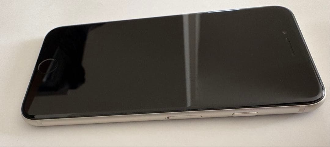 iPhone SE3 128GB (箱,充電ケーブルなど付) SIMフリー