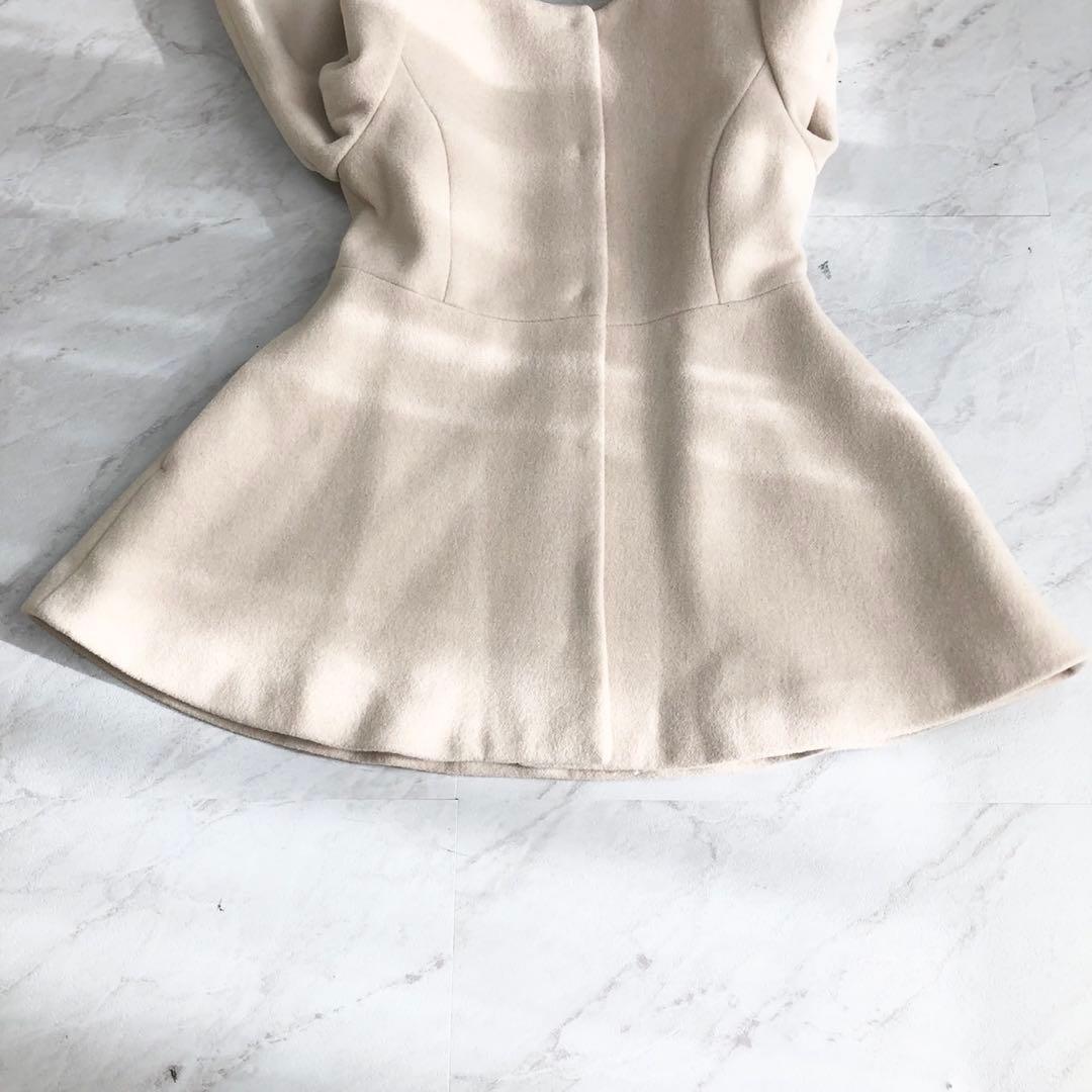 2024AW❤️ フェイクファースリーブペプラムコート　NNB 袖ファー　M