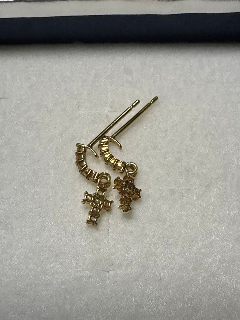 ダイヤ 0.05ct クロス 十字架 ピアス 18金 イエロー ピンク ゴールド