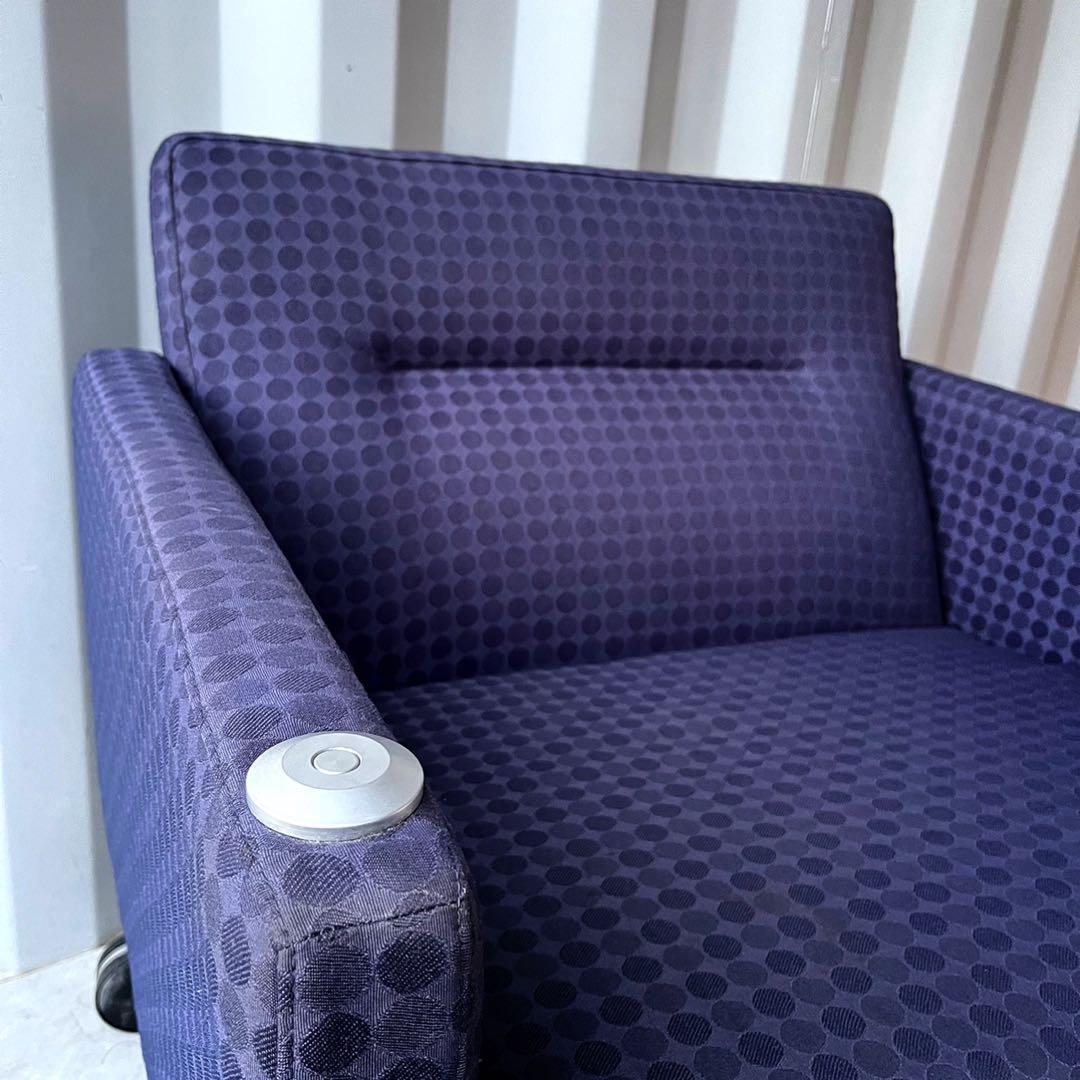 取付無料！USAアメリカ製 ネイビードット柄キャスター付きロビーチェア✨