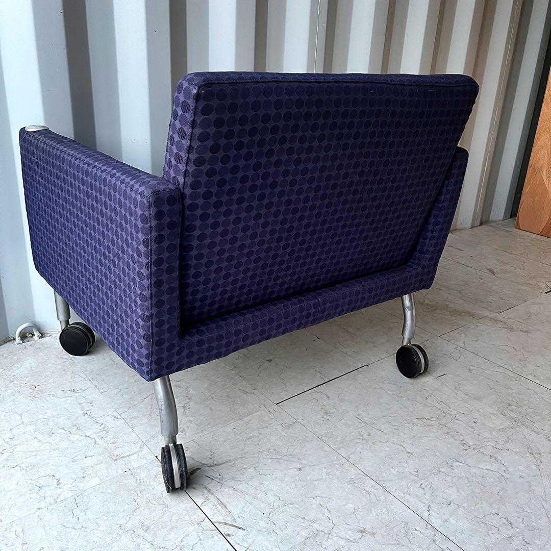 取付無料！USAアメリカ製 ネイビードット柄キャスター付きロビーチェア✨