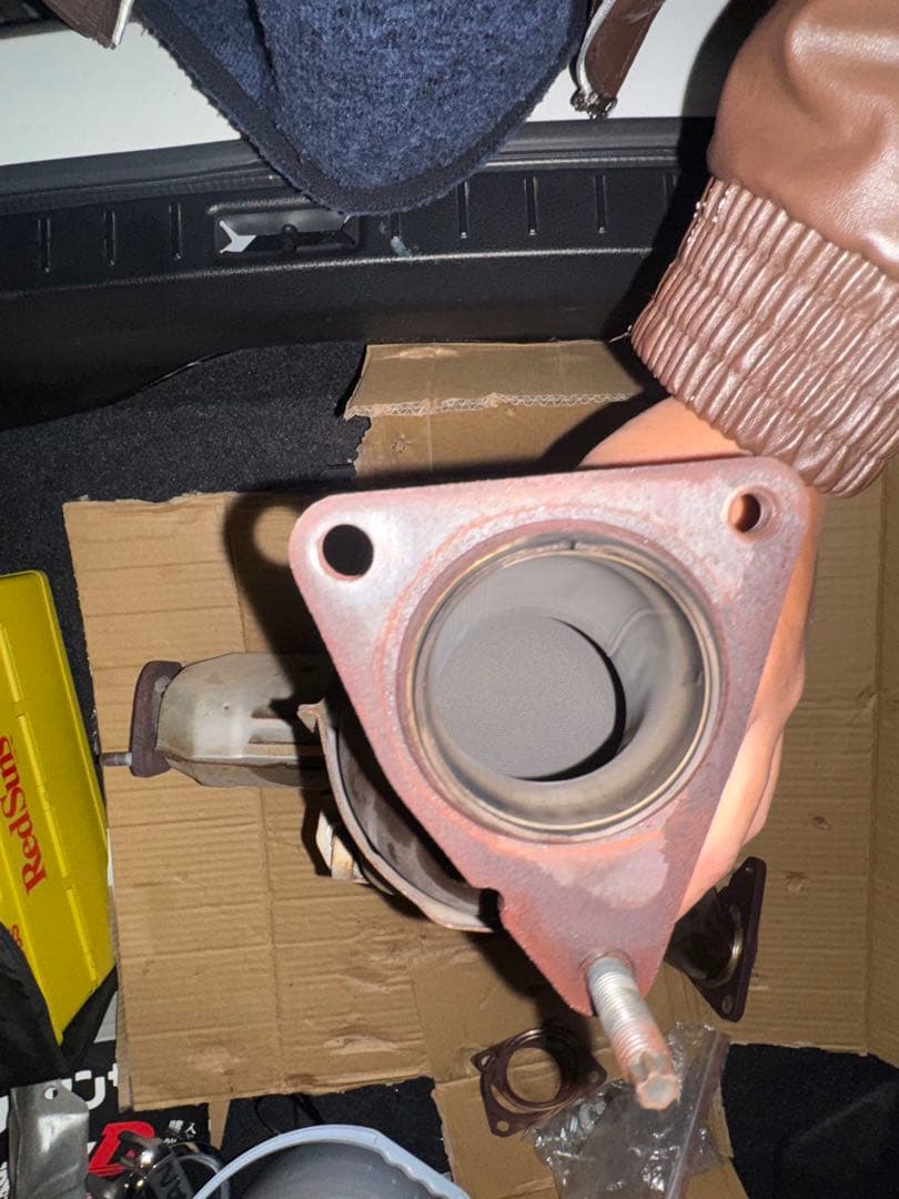 リ*件様 AW触媒純正 2本 v36スカイラインセダン250gt