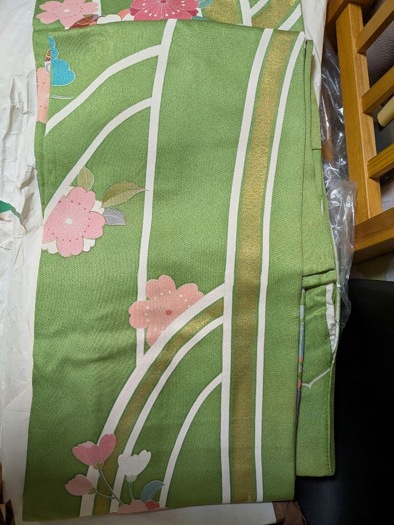 成人式振袖3点（着物、長襦袢、帯）