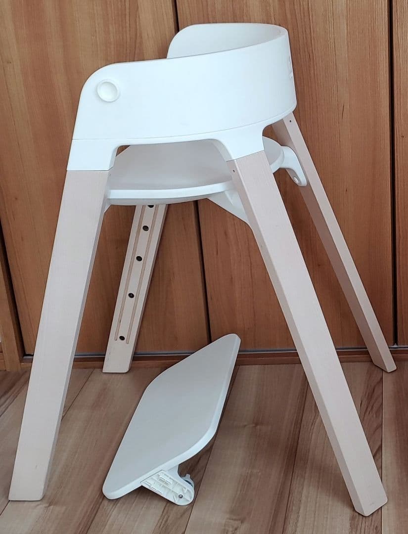 ストッケ　ステップス　チェアー　ホワイトウォッシュ
