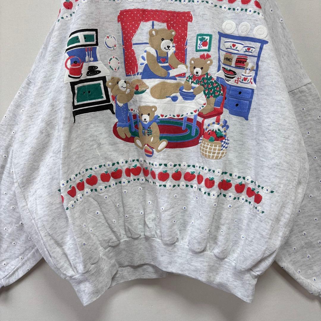 USAvintageアメリカ古着発泡プリントくまちゃんりんごお花襟付きスウェット
