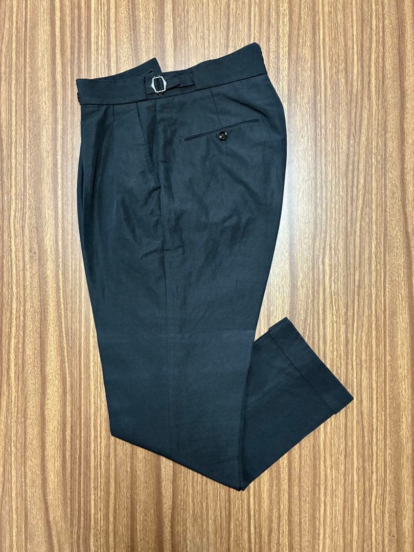 BERWICH SCOTCH 2プリーツ リネンコットン サイドアジャスター