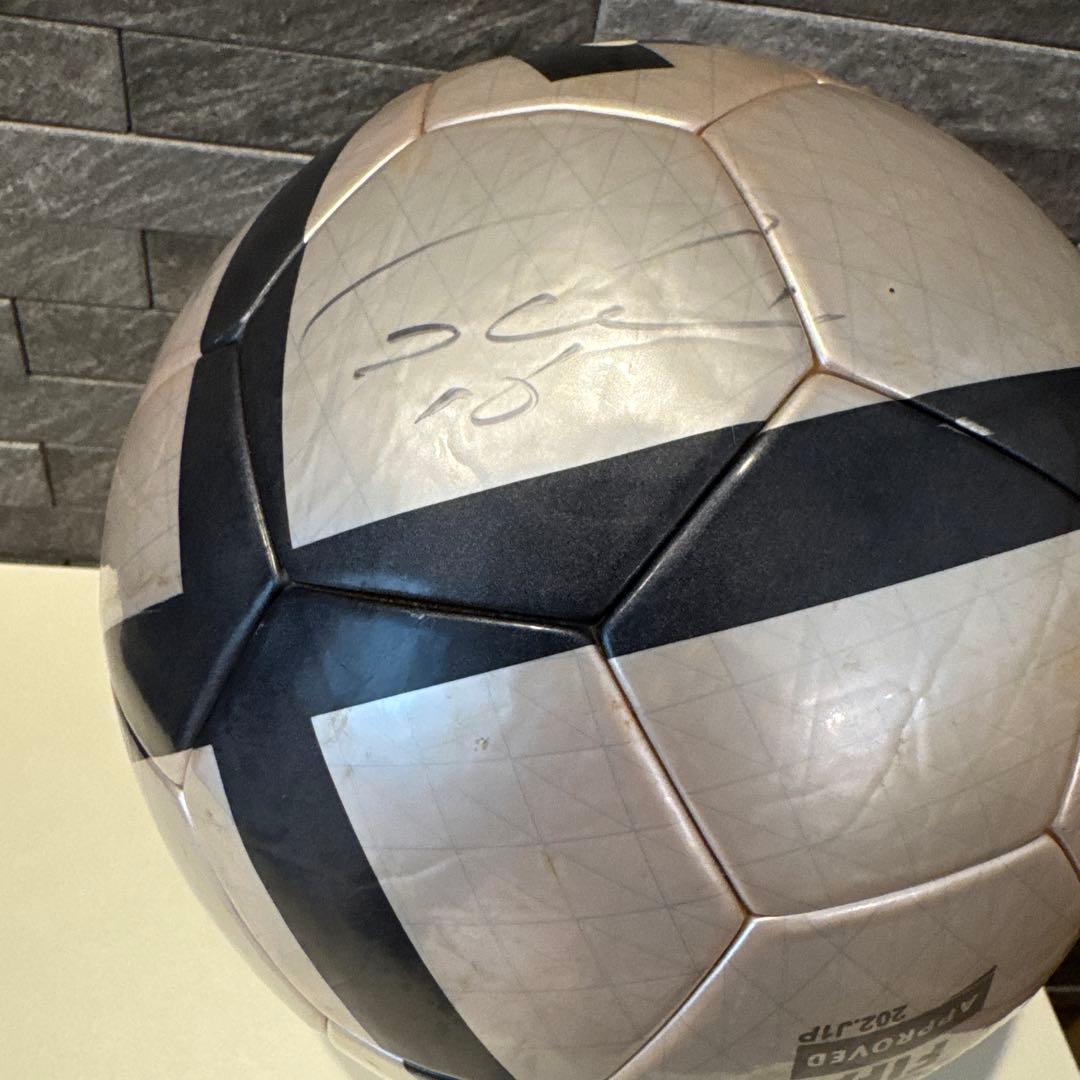adidas Euro 2004 サッカーボール ロテイロ　サイン入り