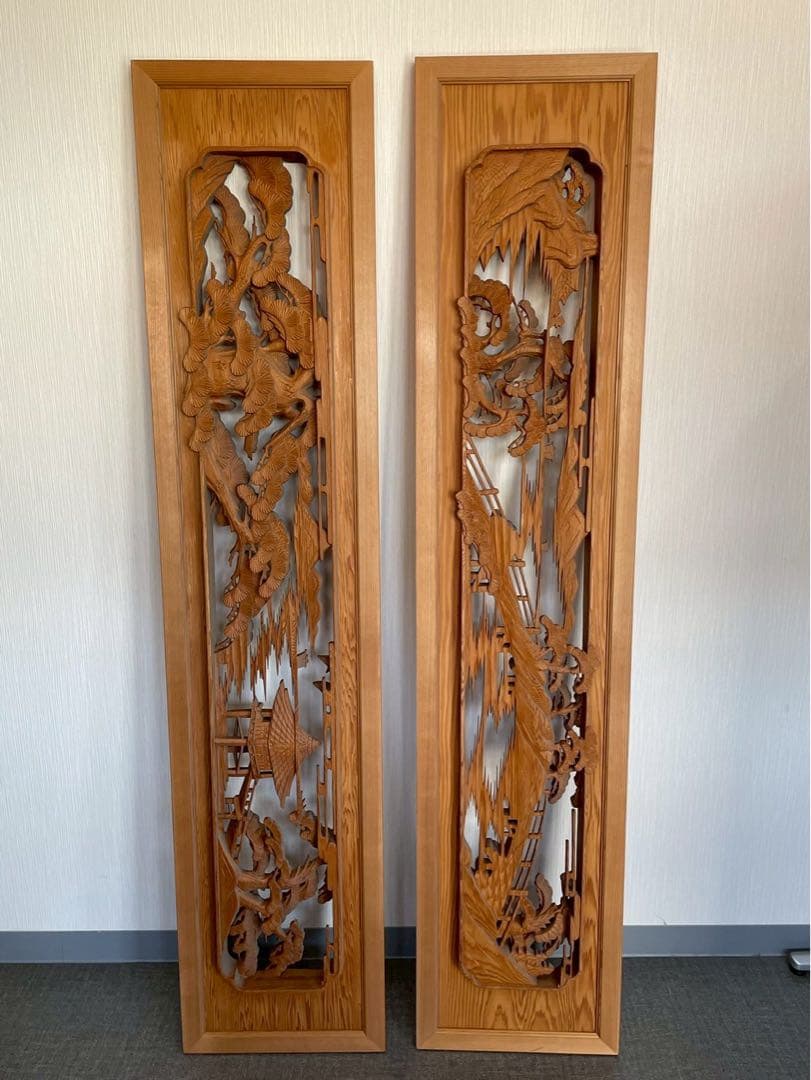 欄間　二枚組　木彫り　彫刻　松