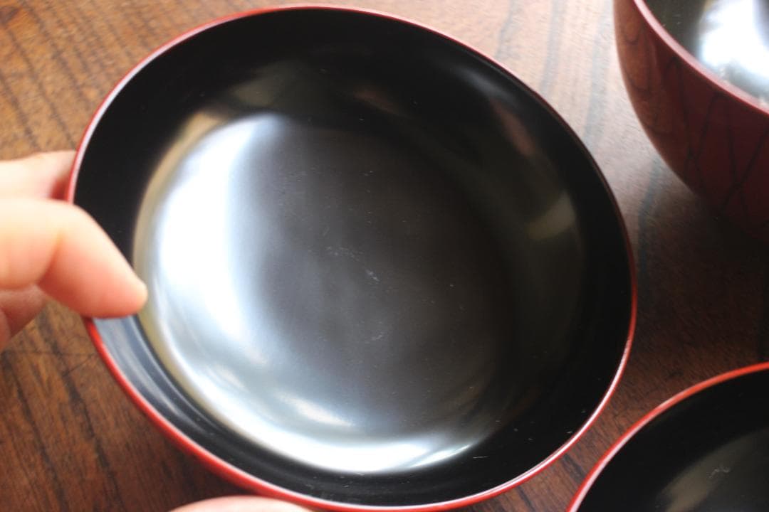 上質朱漆に風情ある網目文の美しい大ぶり煮物椀2点（検輪島塗雑煮椀