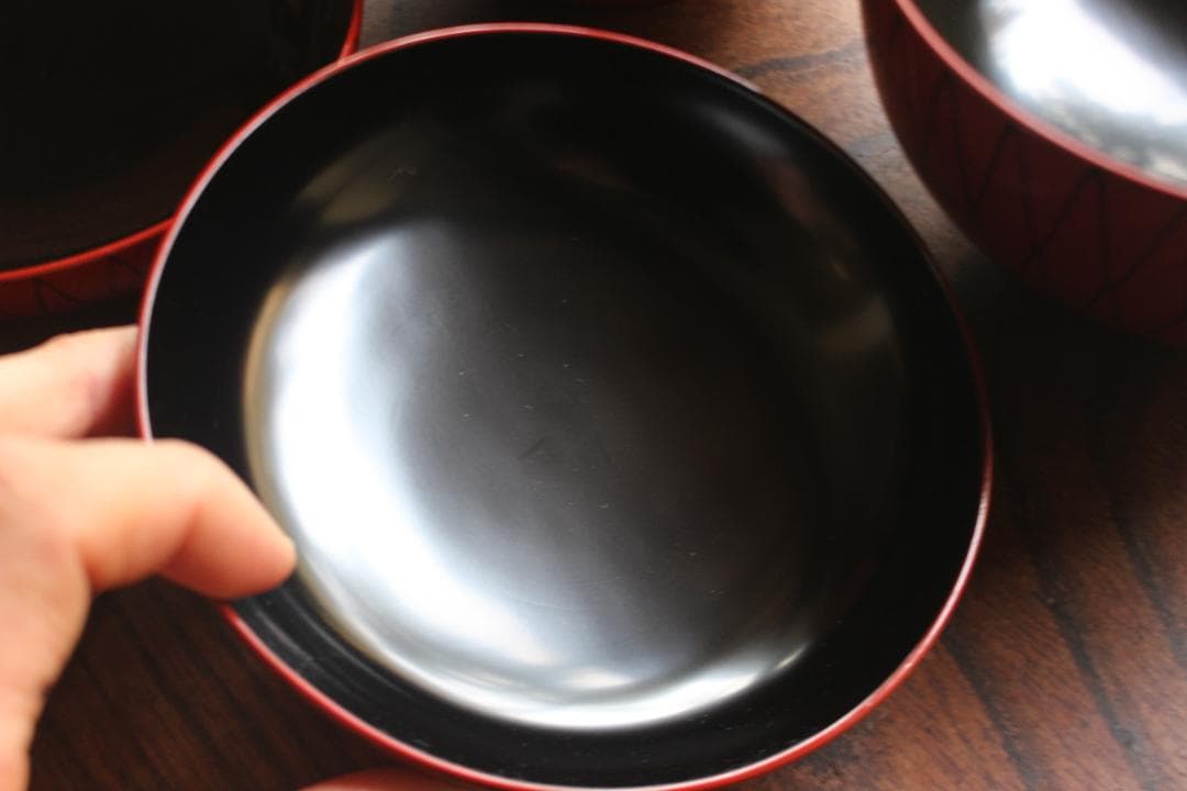 上質朱漆に風情ある網目文の美しい大ぶり煮物椀2点（検輪島塗雑煮椀