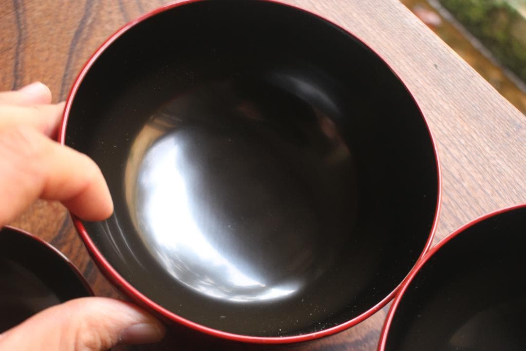 上質朱漆に風情ある網目文の美しい大ぶり煮物椀2点（検輪島塗雑煮椀