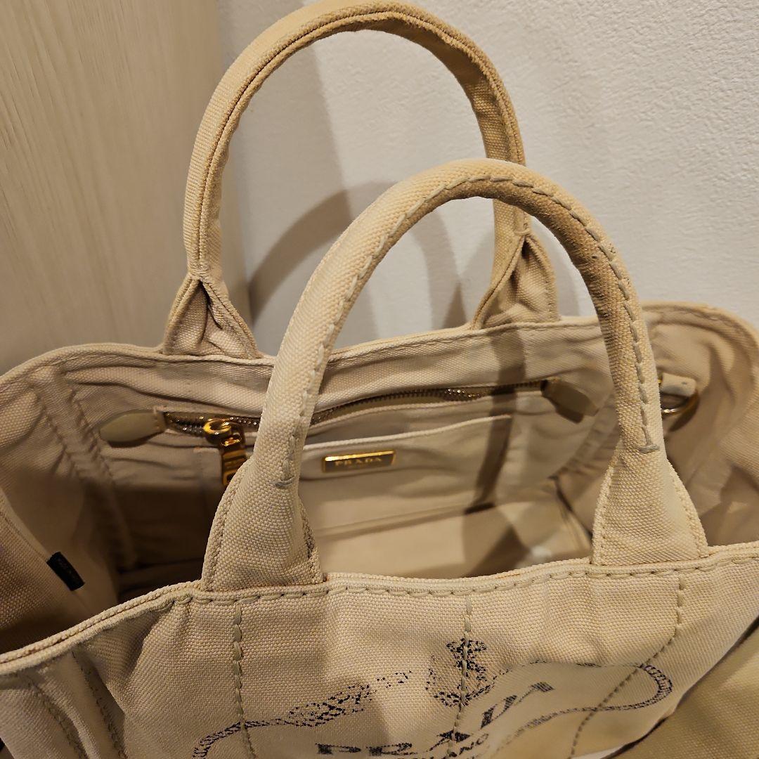 PRADA カナパSサイズ ベージュ