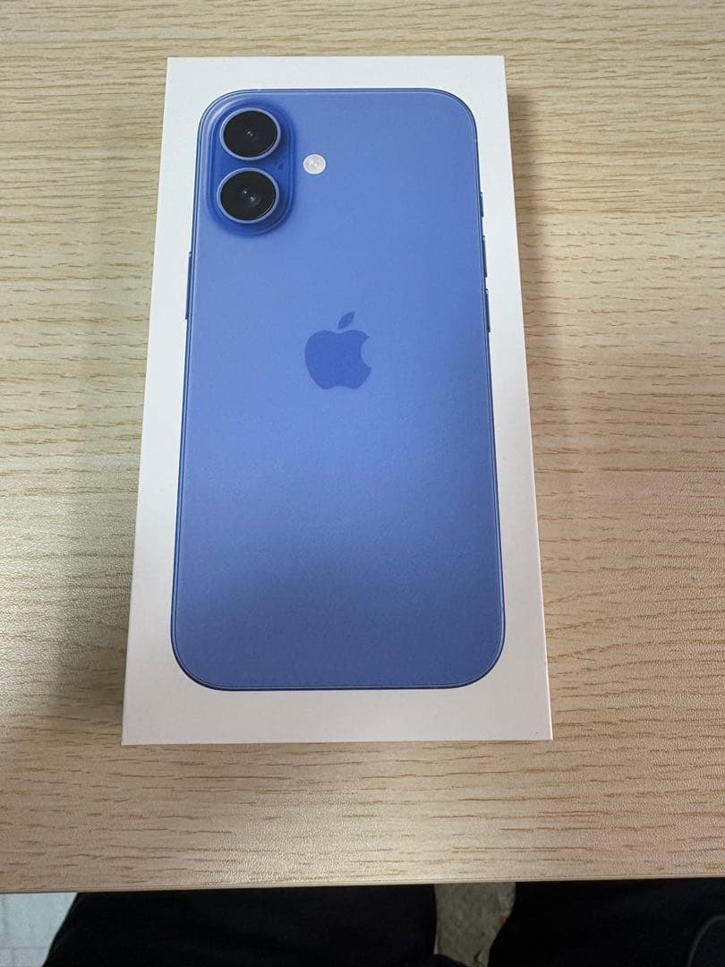 【美品】iPhone16 128GB ウルトラマリン