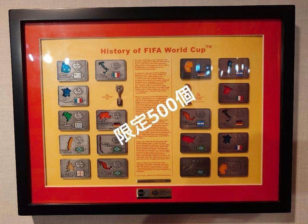 【超美品／限定500台】FIFA ワールドカップヒストリー ピンバッジスタンド