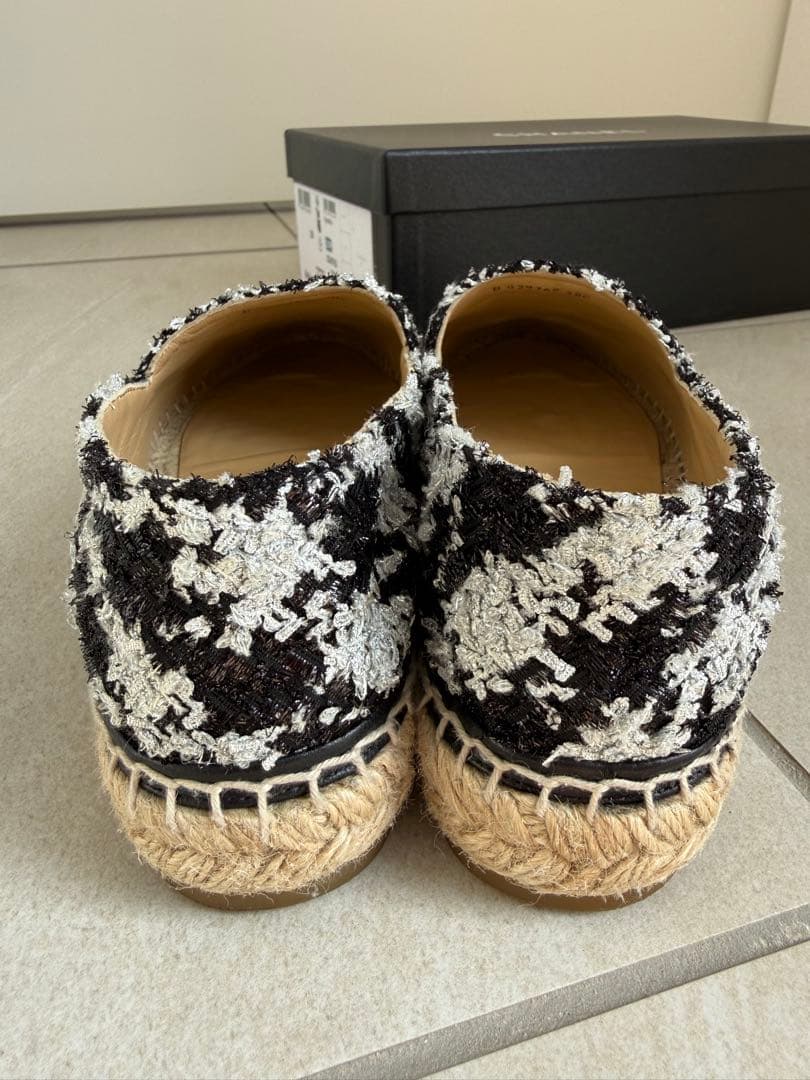 CHANEL エスパドリーユ シューズ 黒・白・銀