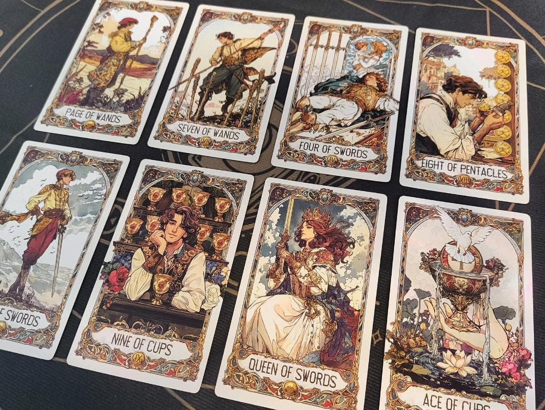 【正規品タロットカード】入手困難✨超美麗✨まるで古典絵画✨星明かりの歌のデッキ