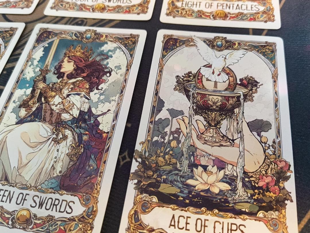 【正規品タロットカード】入手困難✨超美麗✨まるで古典絵画✨星明かりの歌のデッキ