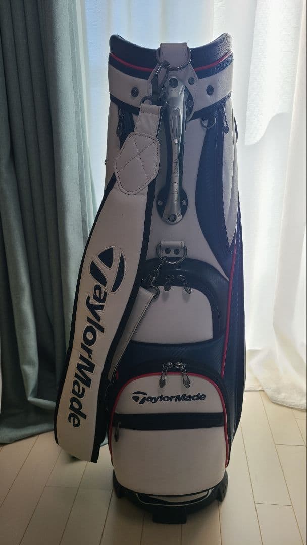 【中古品】テーラーメイド　キャディバック