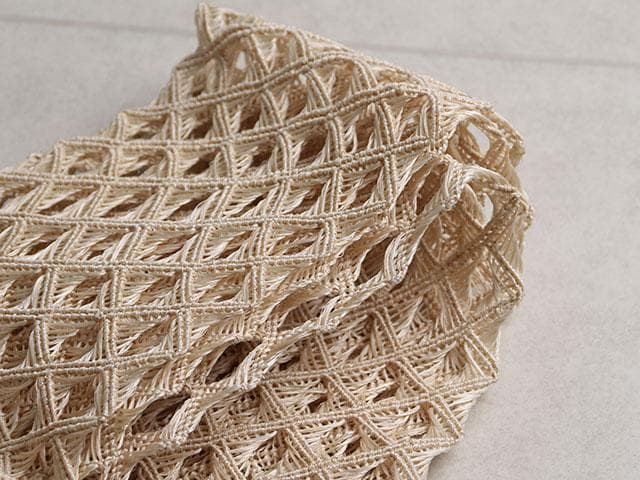 【新品】誉田屋源兵衛 謹製　芭蕉角繋 半幅帯 (生成)