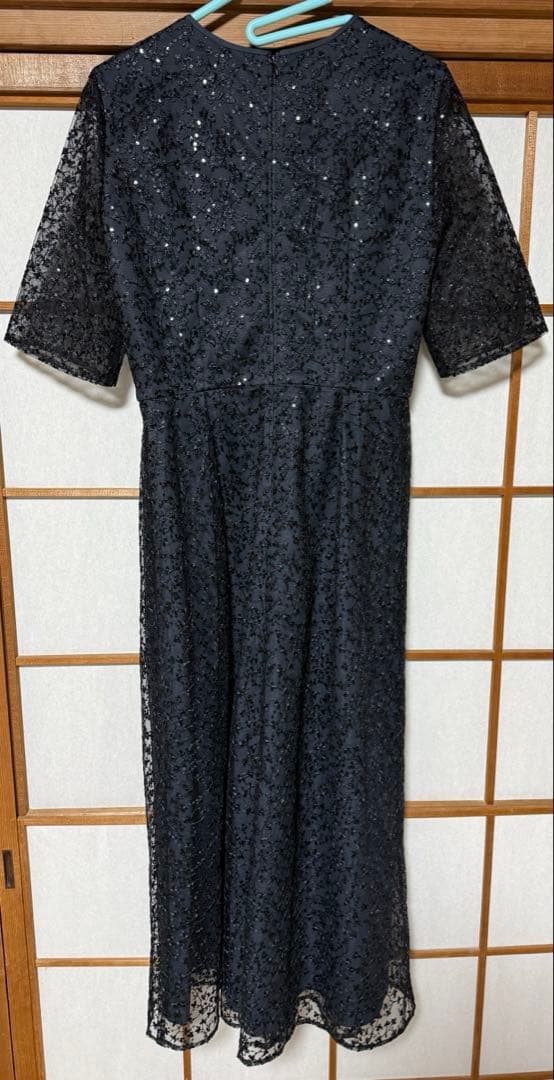 kaene スパンコールエンブロイダリードレス