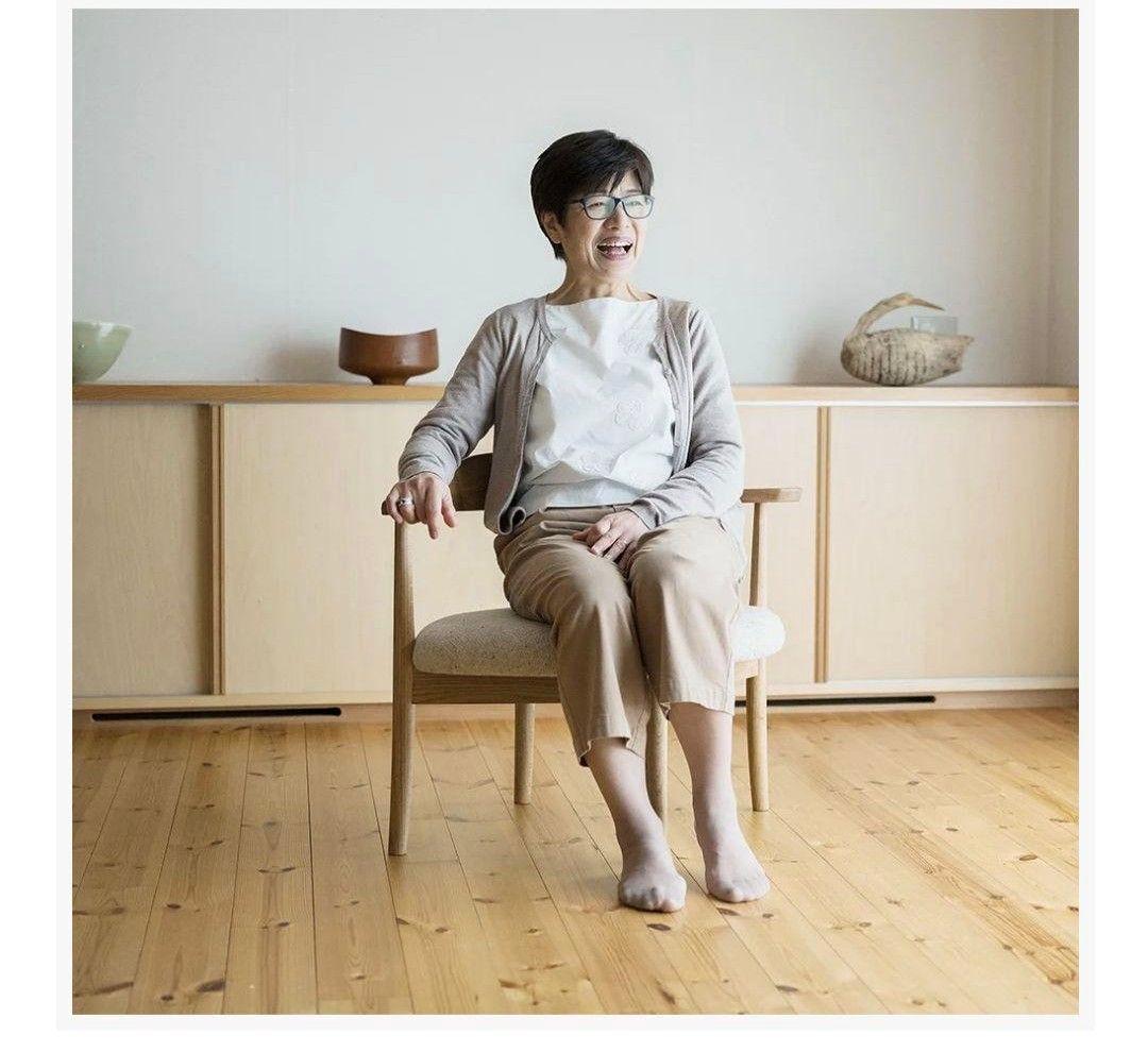 男の椅子　名作椅子　秋岡芳夫　あぐらのかける椅子　低座椅子　希少　モノ・モノ