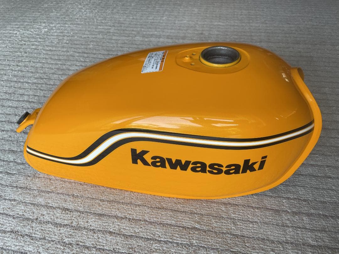 【0381】250TR Kawasaki FI インジェクションタンク
