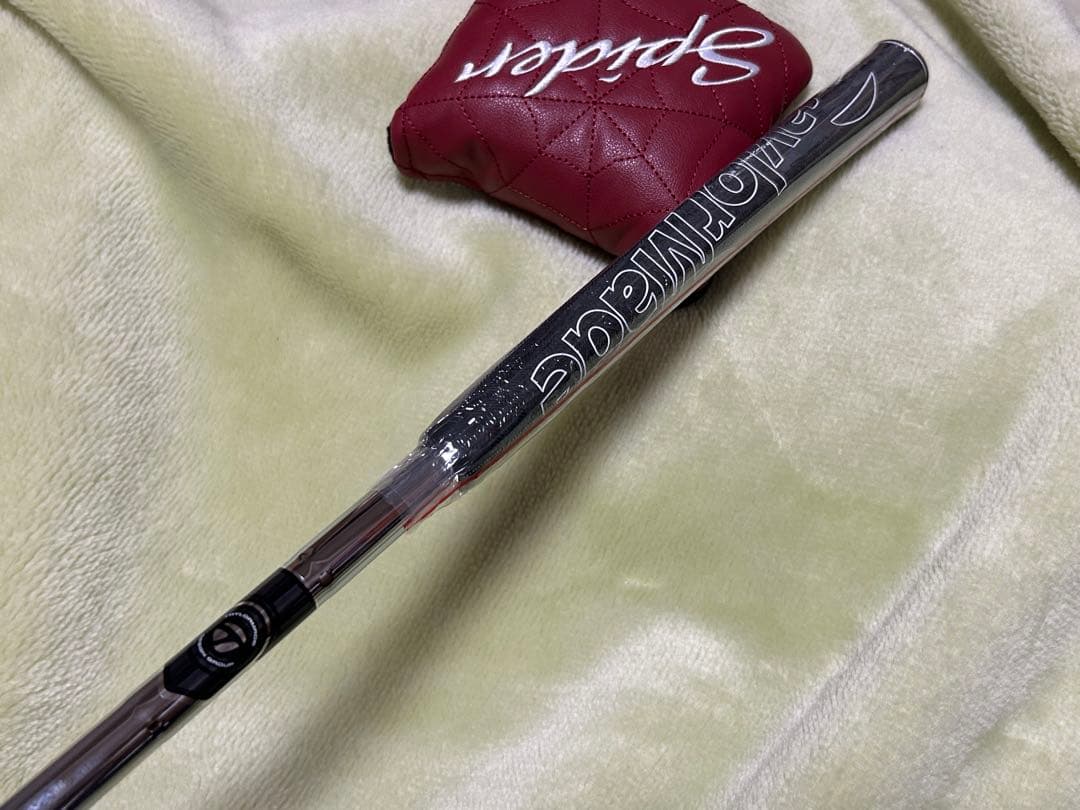 新品 スパイダーGhost Whiteパター スモールスラント 34インチ