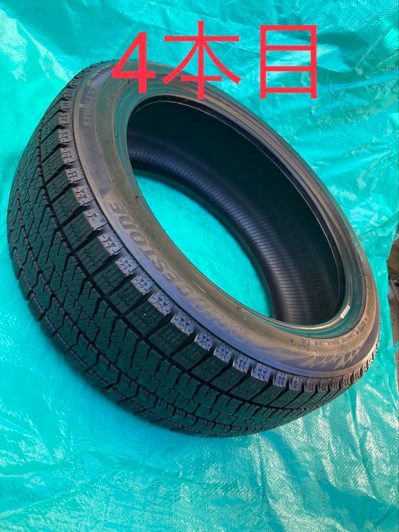 スタッドレスタイヤ＊未使用に近い