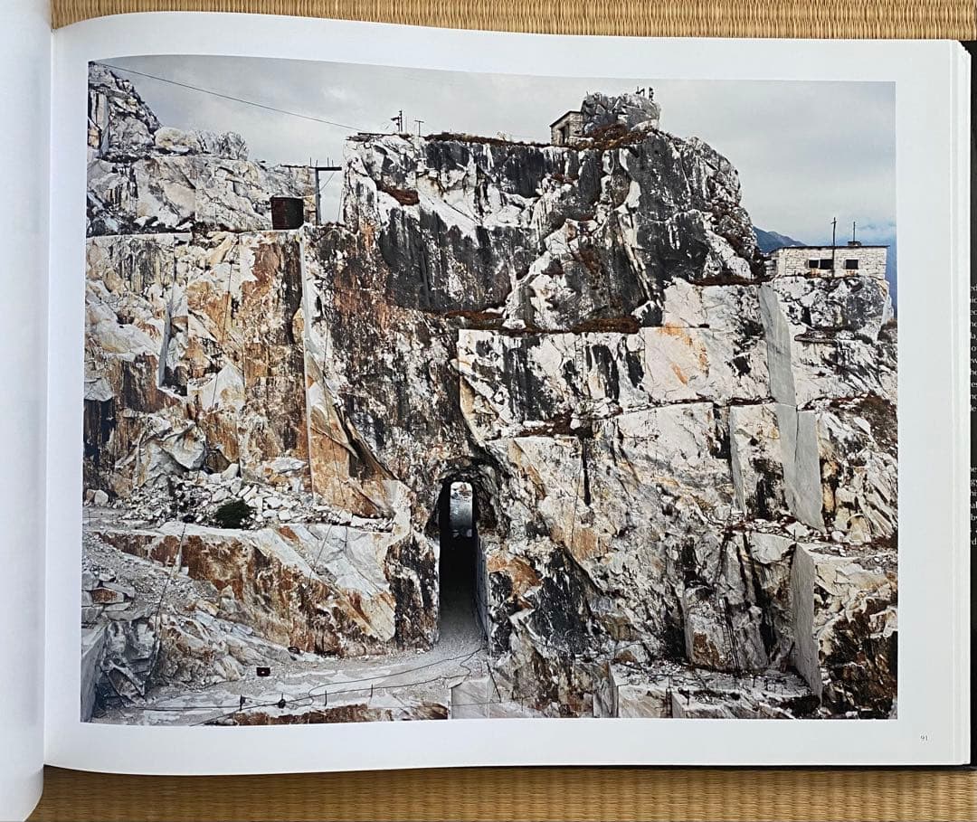 QUARRIES EDWARD BURTYNSKY 洋書　写真集