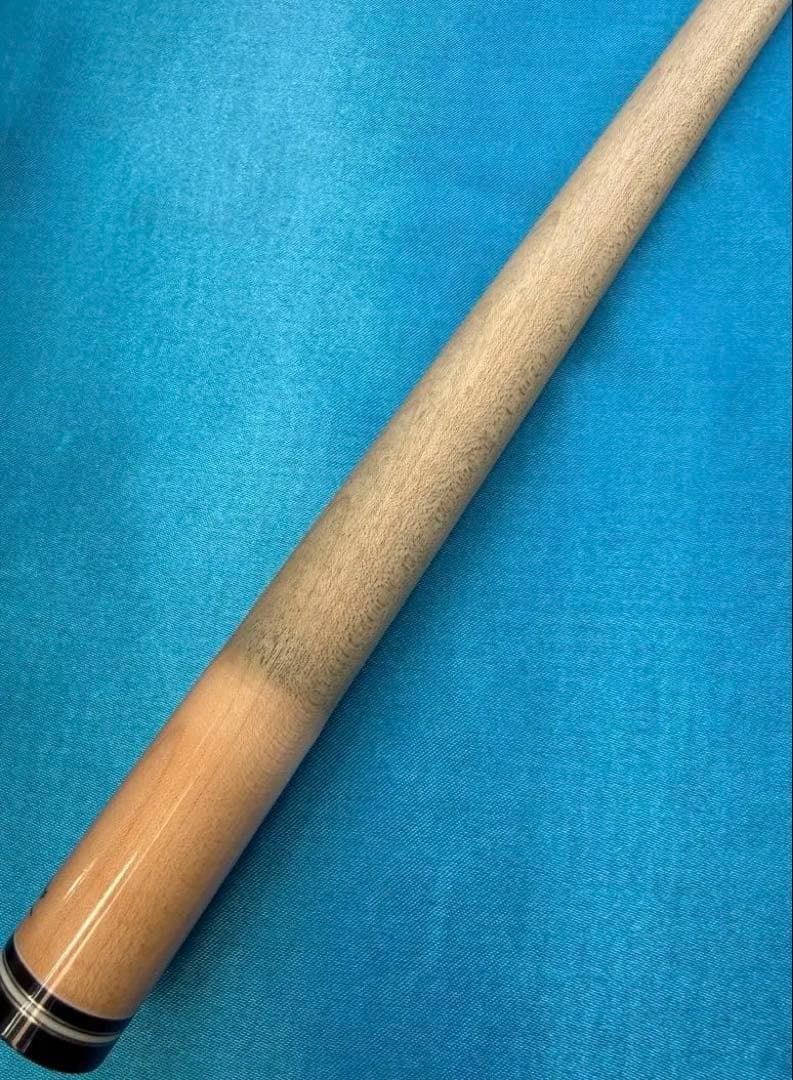 Mezz Hybrid Pro Wavy シャフト ビリヤード　メッヅ